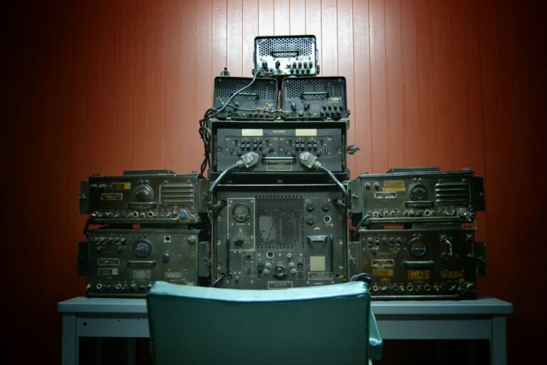 How the 3 3 3 Rule Keeps Amateur Radio Operators Safe During Emergencies